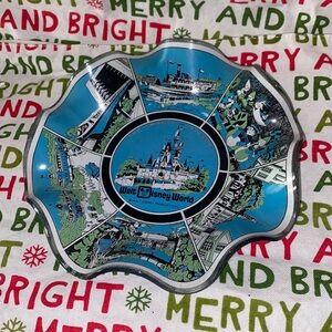 Vintage Walt Disney world magic kingdom trinket dish